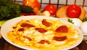 SUCUKLU OMLET